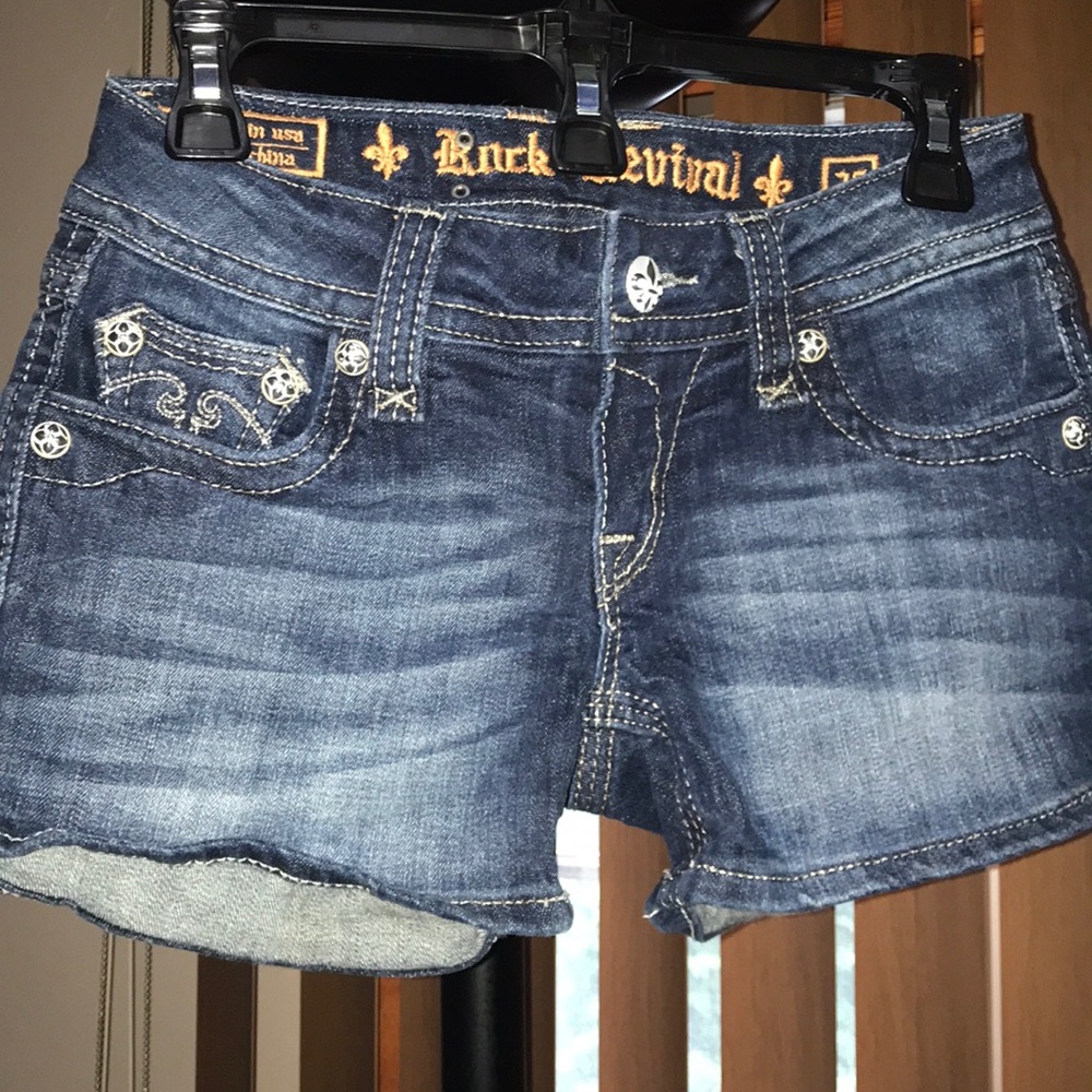 Rock Revival shorts